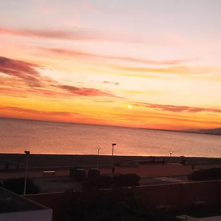 Primera Linea, Magnificas Vistas Al Mar Y A La Playa Retamar  Exterior foto